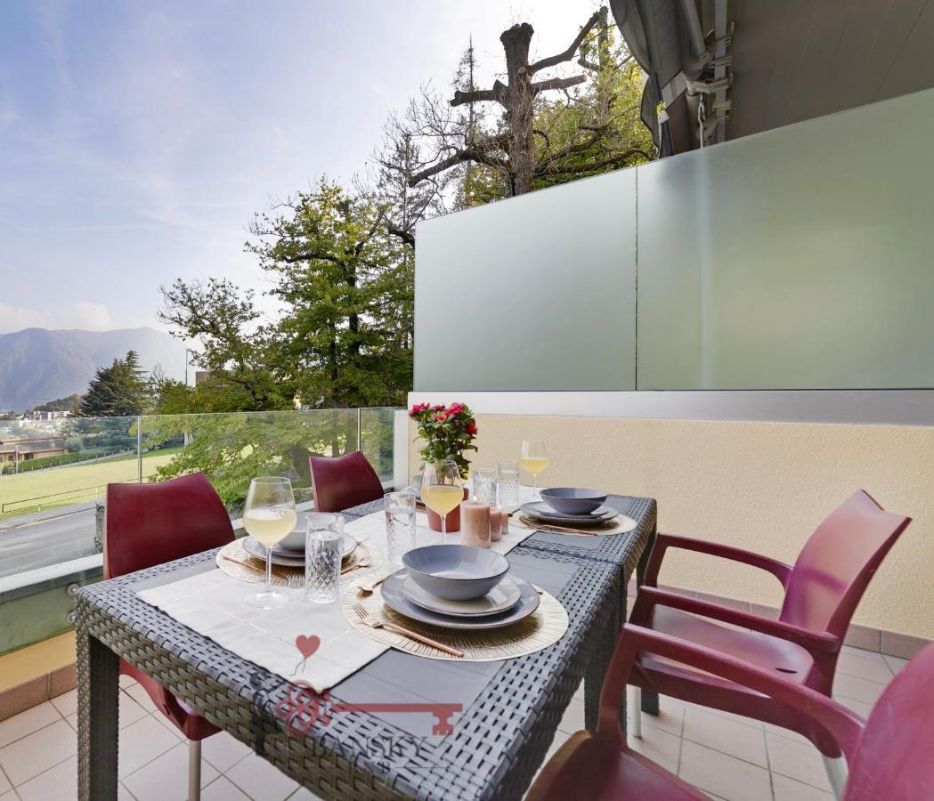 'Cuore Di Rose' Parking - Welcome Set, Netflix, For 4 Persons -By Easylife Swiss ลูกาโน ภายนอก รูปภาพ